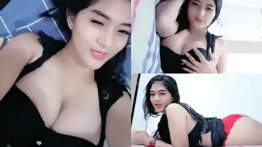 Selebgram Body Aduhai Pamer Tubuh Bikin Meleleh poster